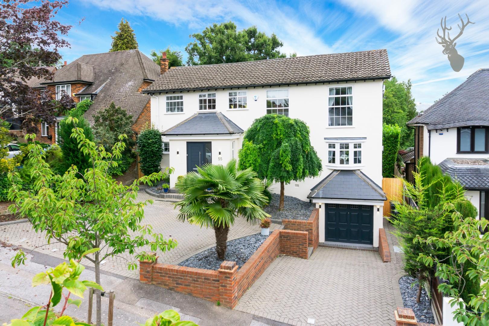 Property For Sale Broadstrood, Loughton, IG10 5 Bedroom House