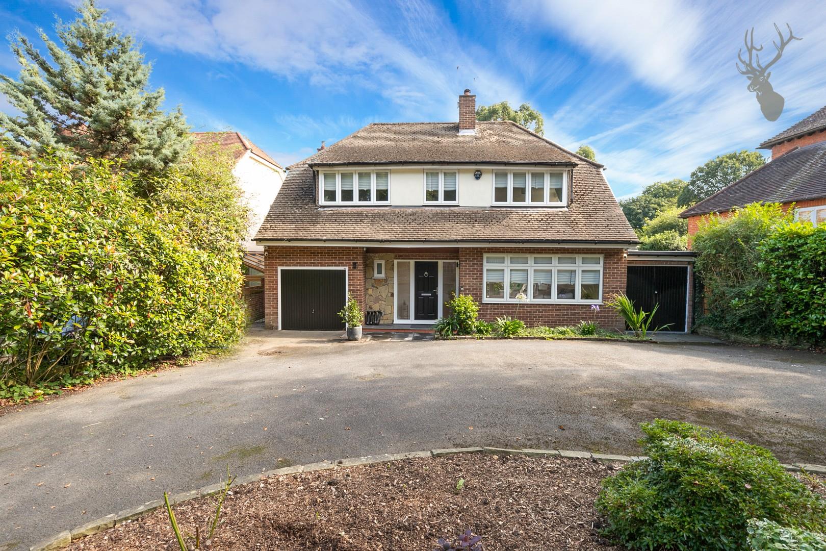 Property For Sale Piercing Hill, Theydon Bois, CM16 5 Bedroom House