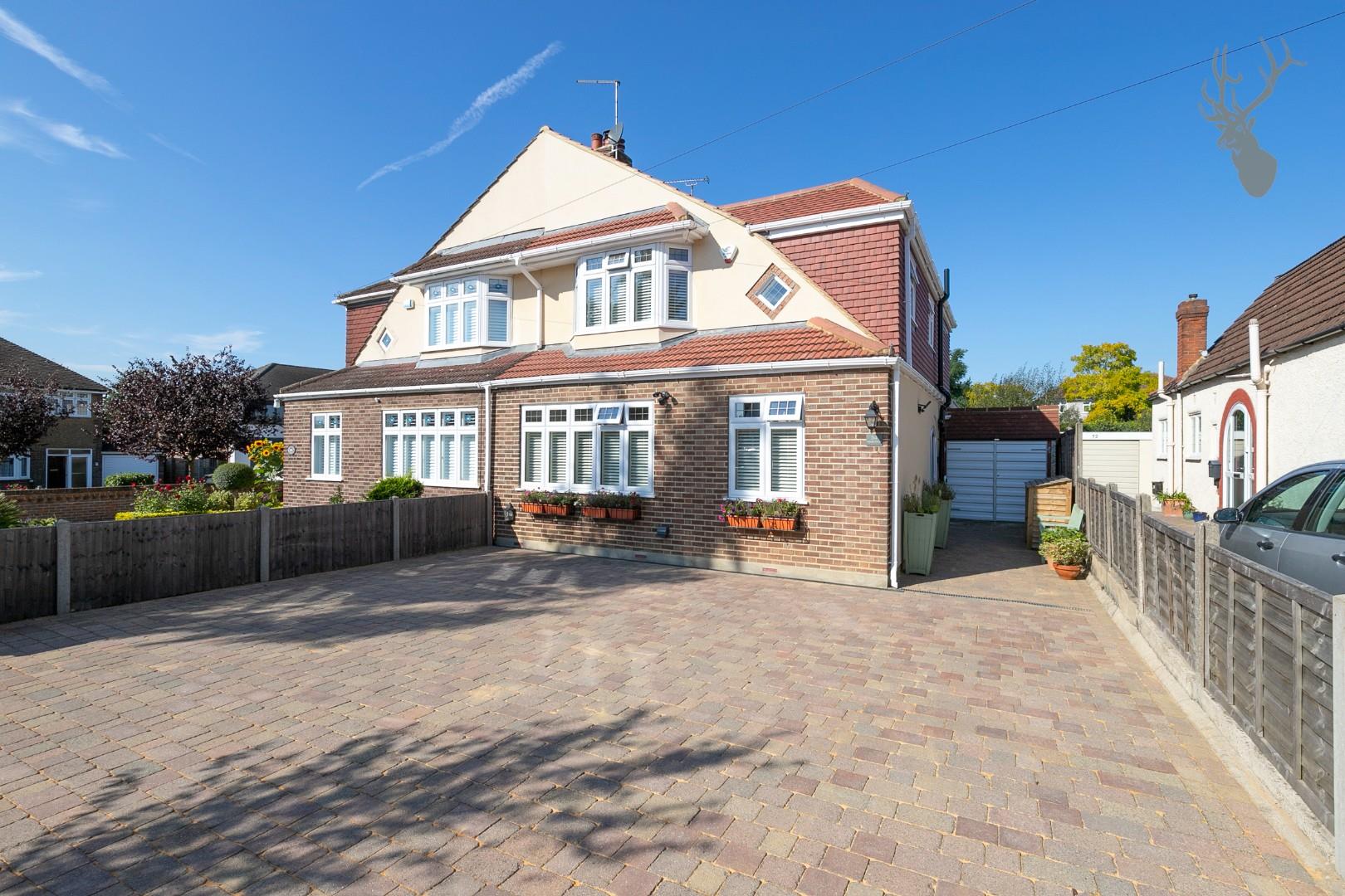 Property For Sale Heath Drive, Theydon Bois, CM16 3 Bedroom House