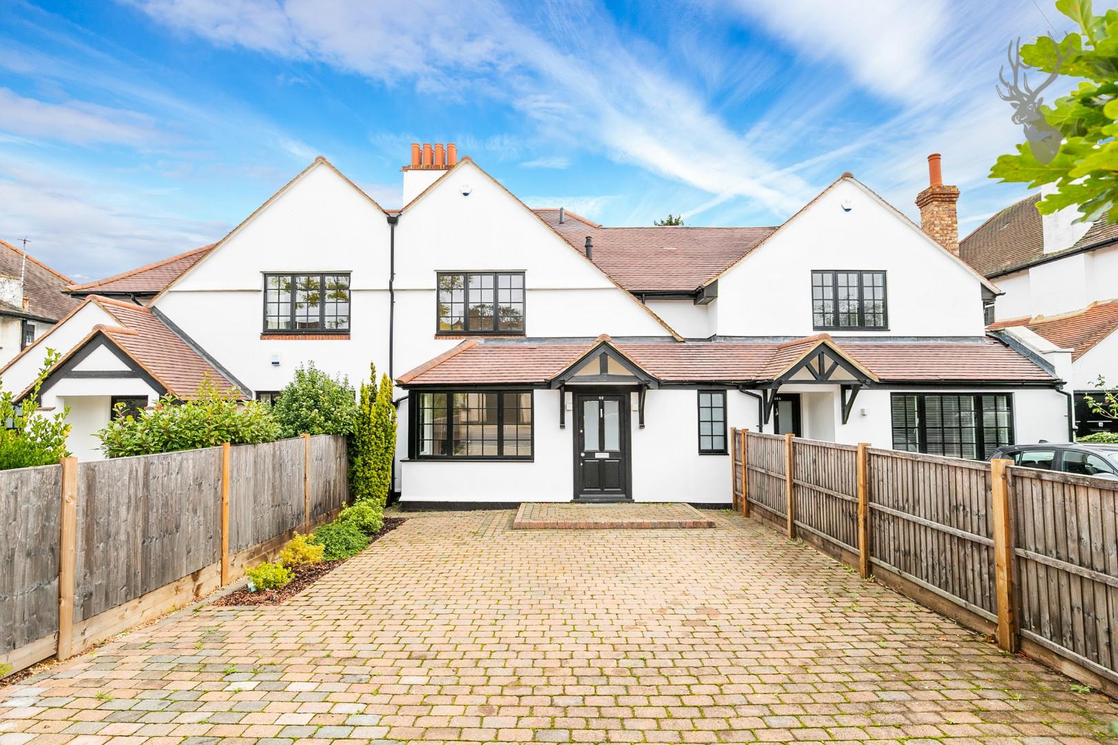 Property For Sale Station Road, Loughton, IG10 4 Bedroom House