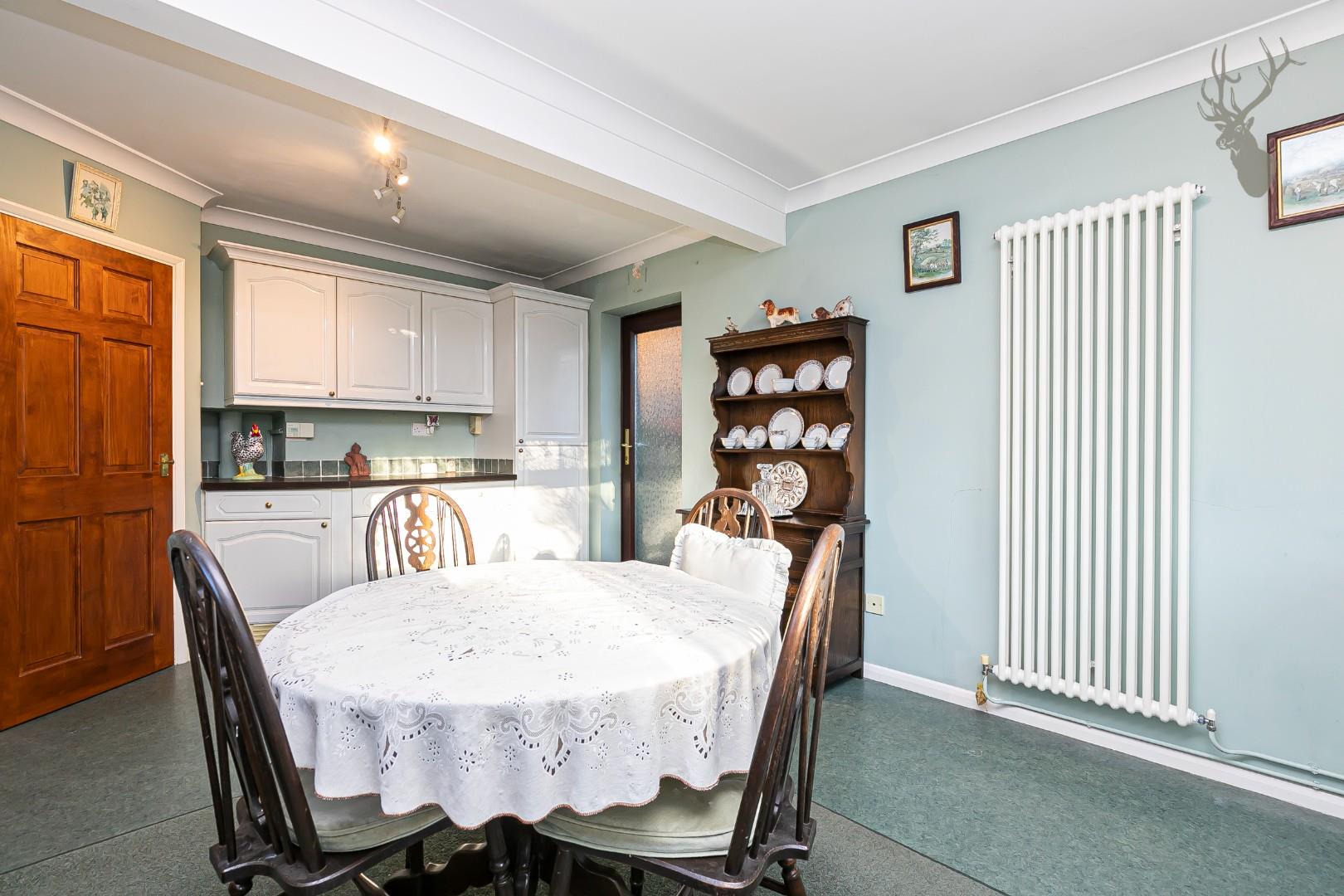 Property For Sale Hornbeam Road, Theydon Bois, CM16 2 Bedroom