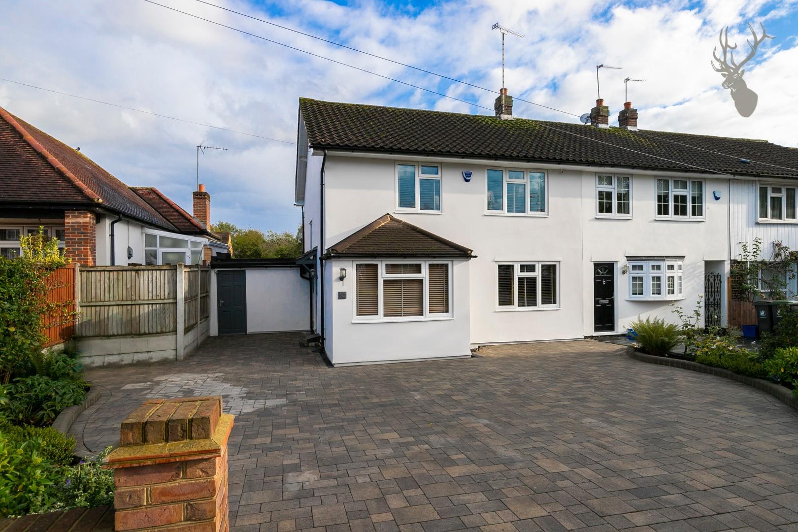 Similar Property: House - End Terrace in Theydon Bois