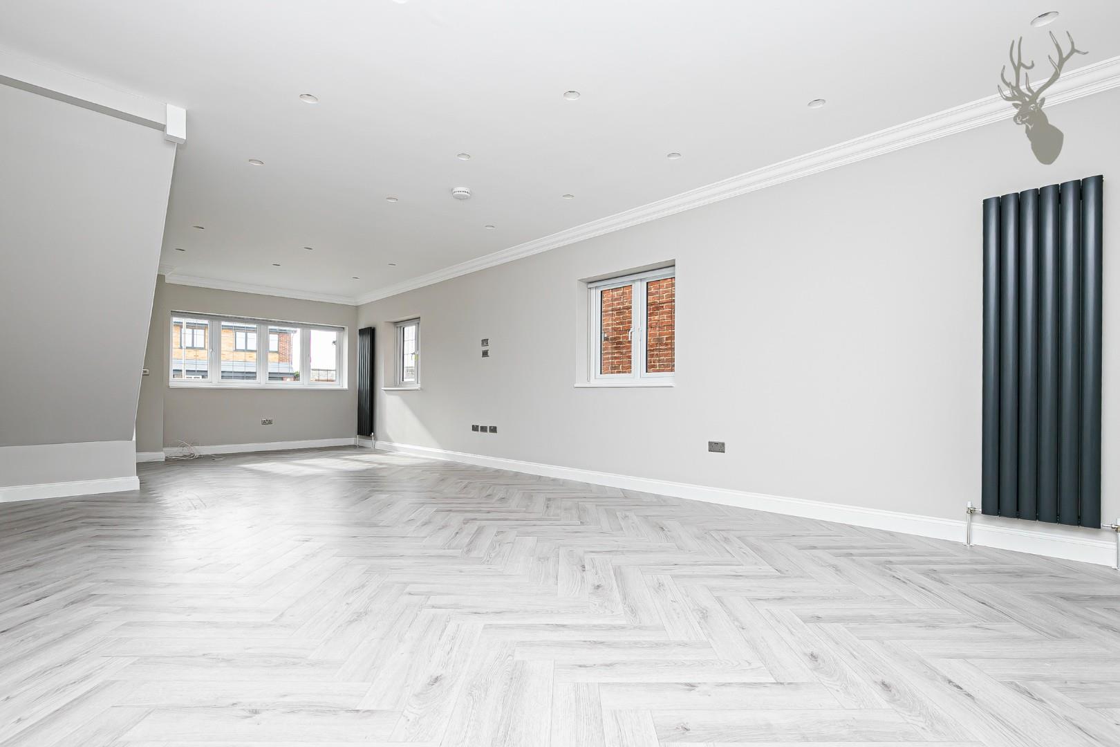 Property To Rent Farm Road, Rainham, RM13 4 Bedroom House through