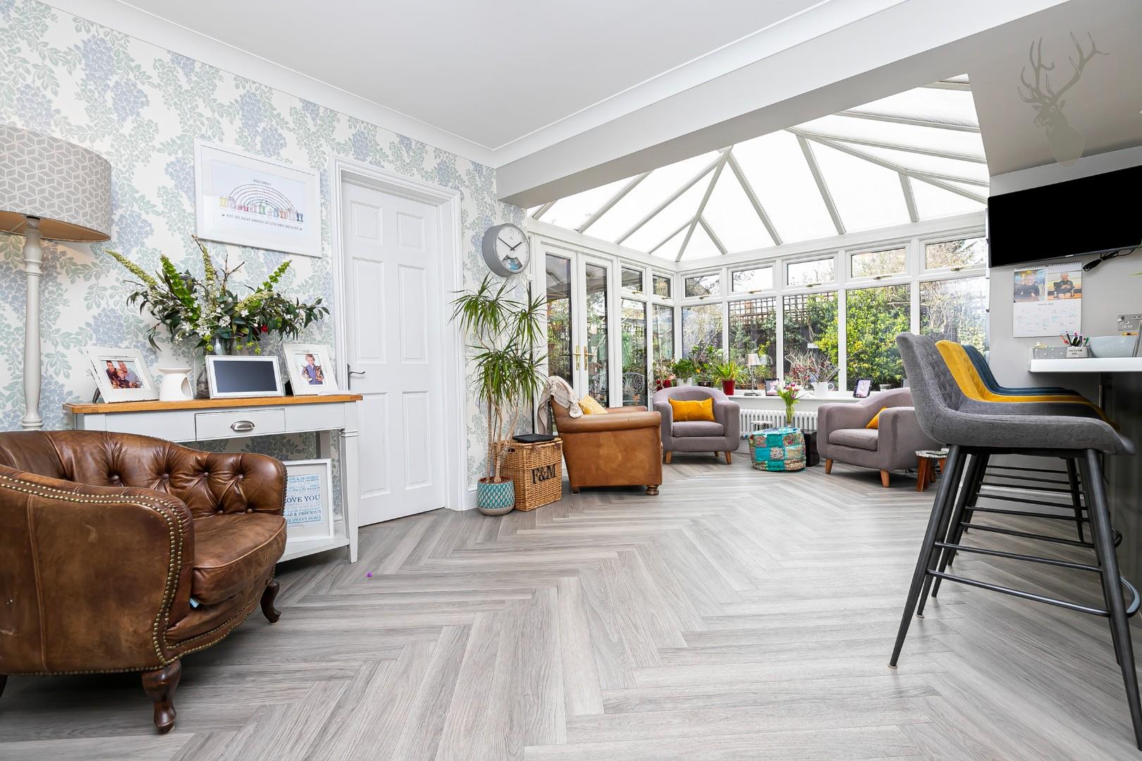 Property For Sale Lambourne Close, Chigwell, IG7 4 Bedroom House Detached through Butler & Stag