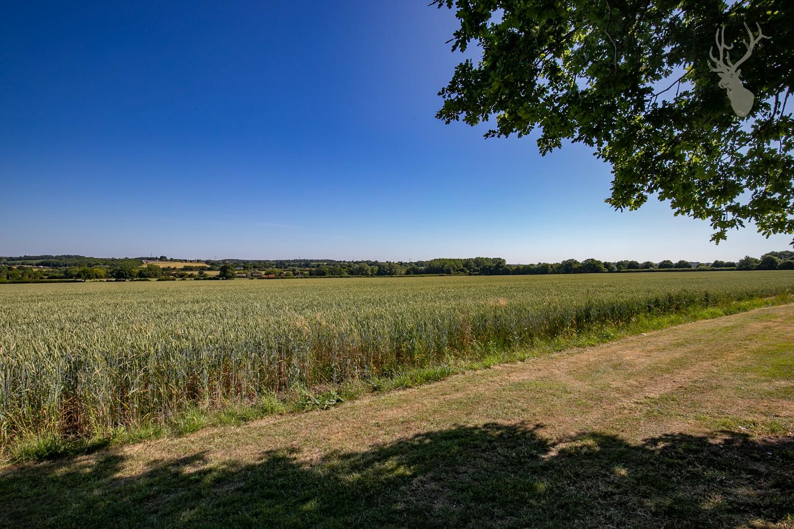 Property To Rent Stapleford Road, Stapleford Tawney, RM4 3 Bedroom