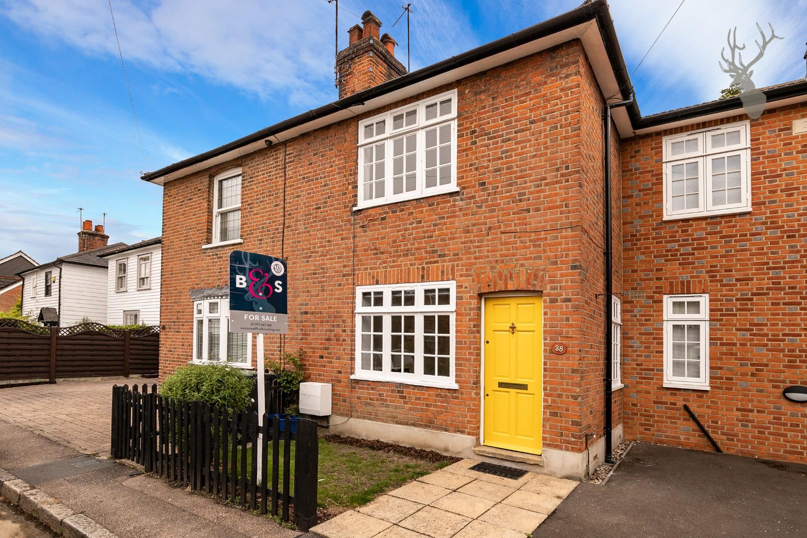 Property For Sale Smarts Lane, Loughton, IG10 2 Bedroom House through