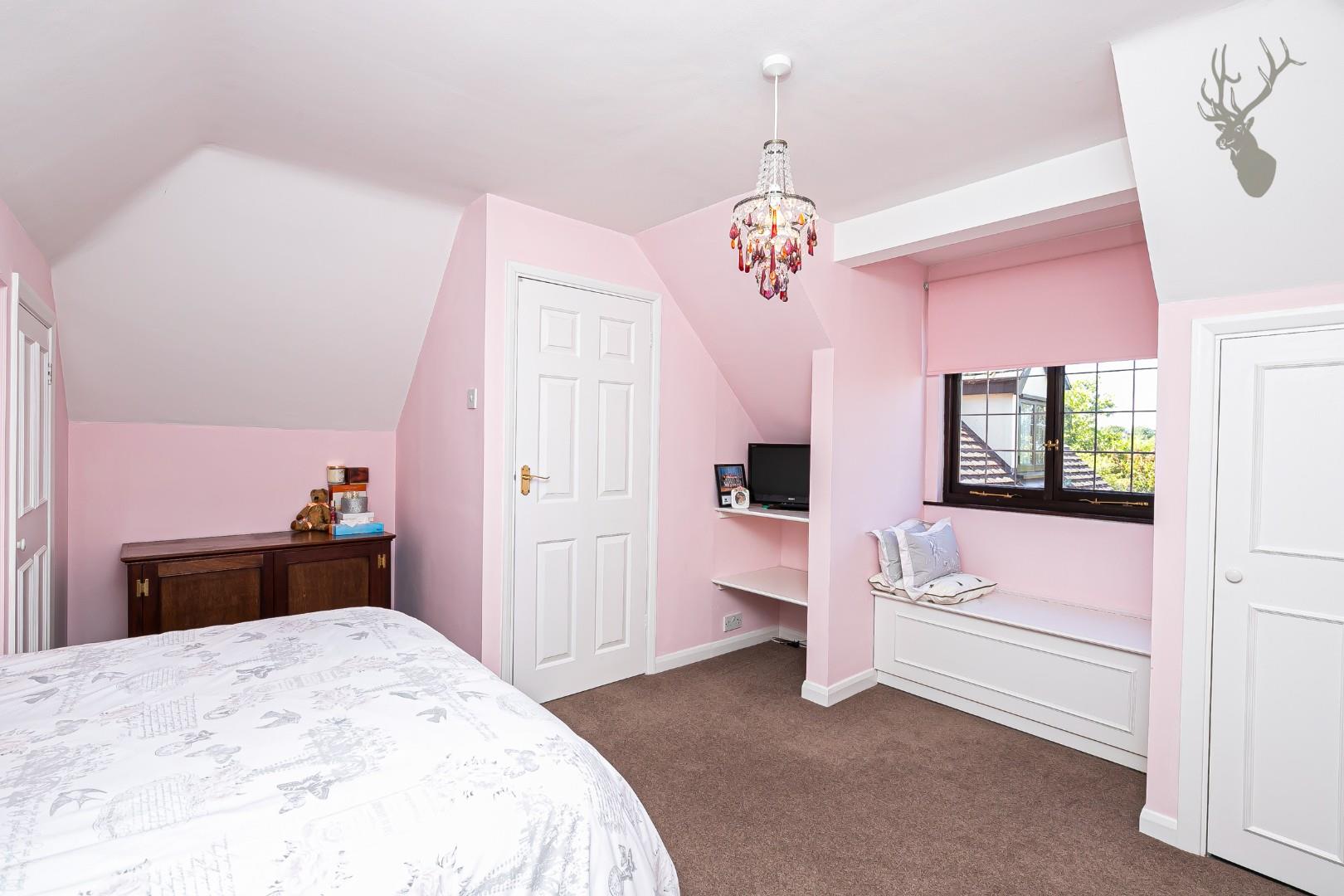 Property For Sale School Green Lane, North Weald, CM16 4 Bedroom