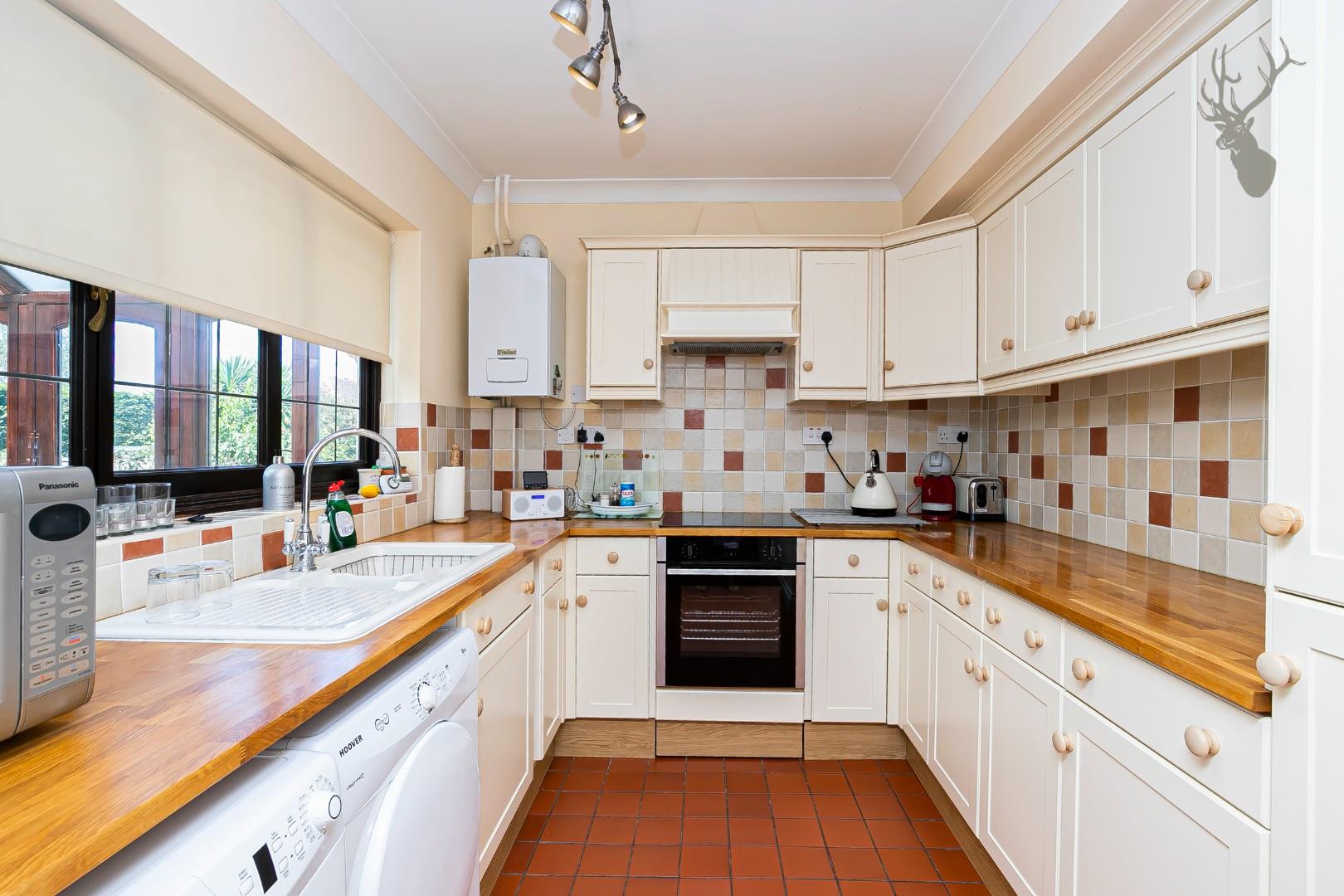 Property For Sale School Green Lane, North Weald, CM16 4 Bedroom