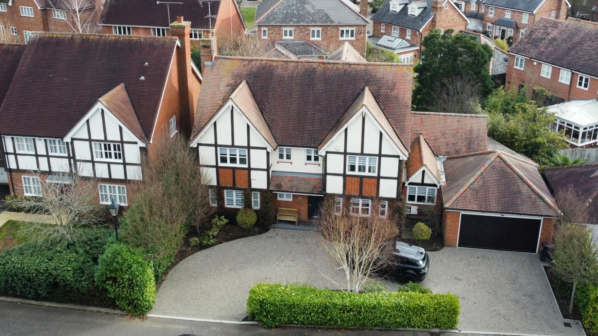 Property For Sale Harvest Lane, Loughton, IG10 6 Bedroom House