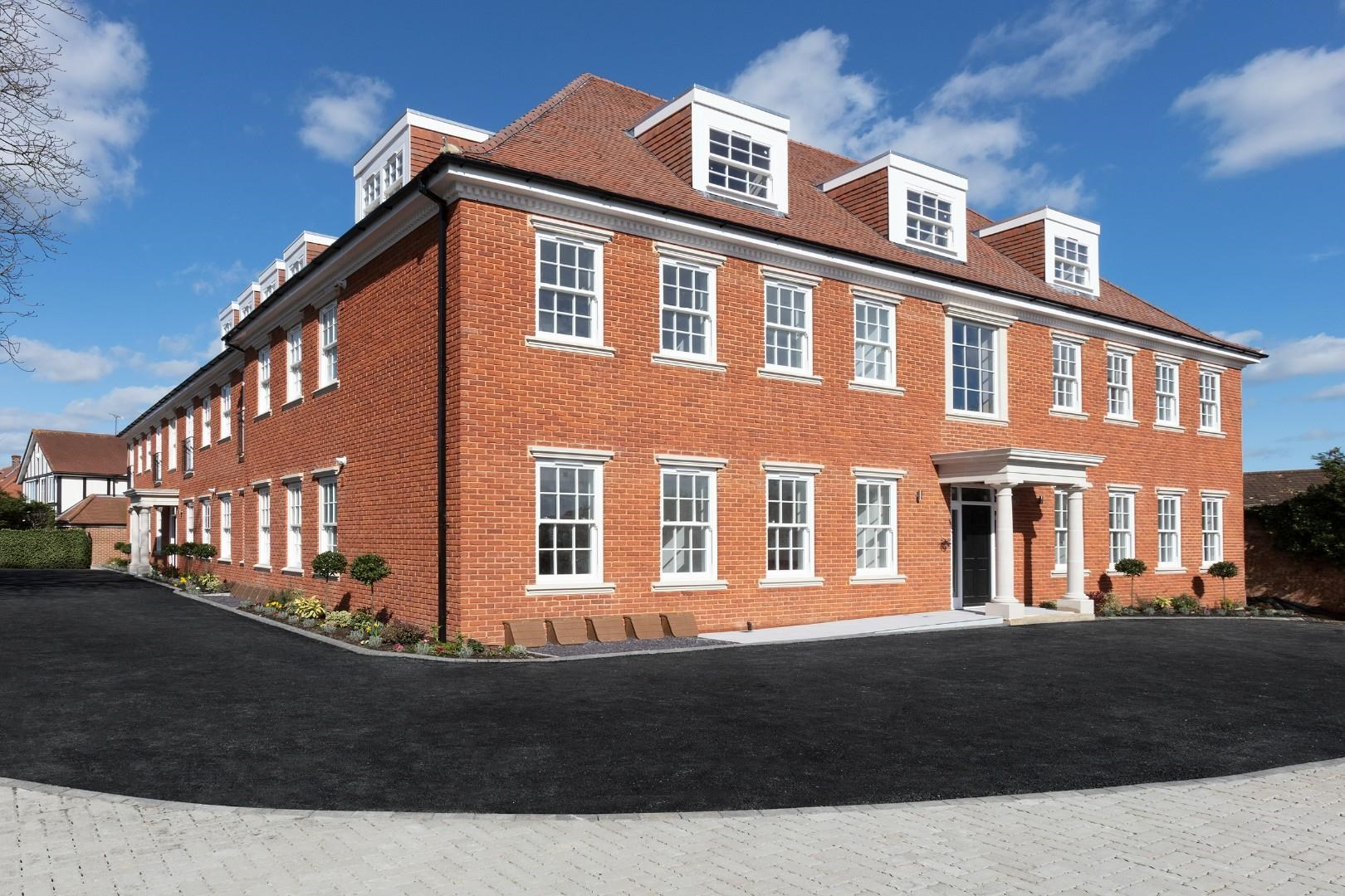 Property For Sale Manor Road, Chigwell, IG7 1 Bedroom Flat through