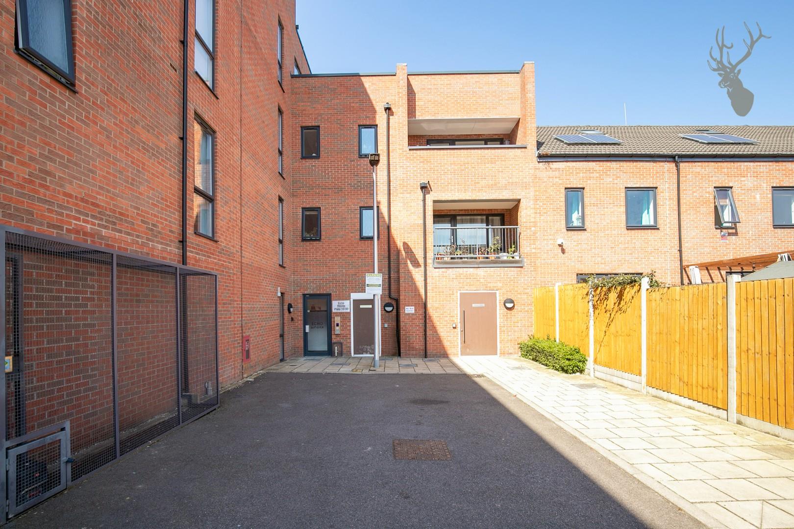 Property For Sale Marine Crescent, Ilford, IG6 2 Bedroom Apartment