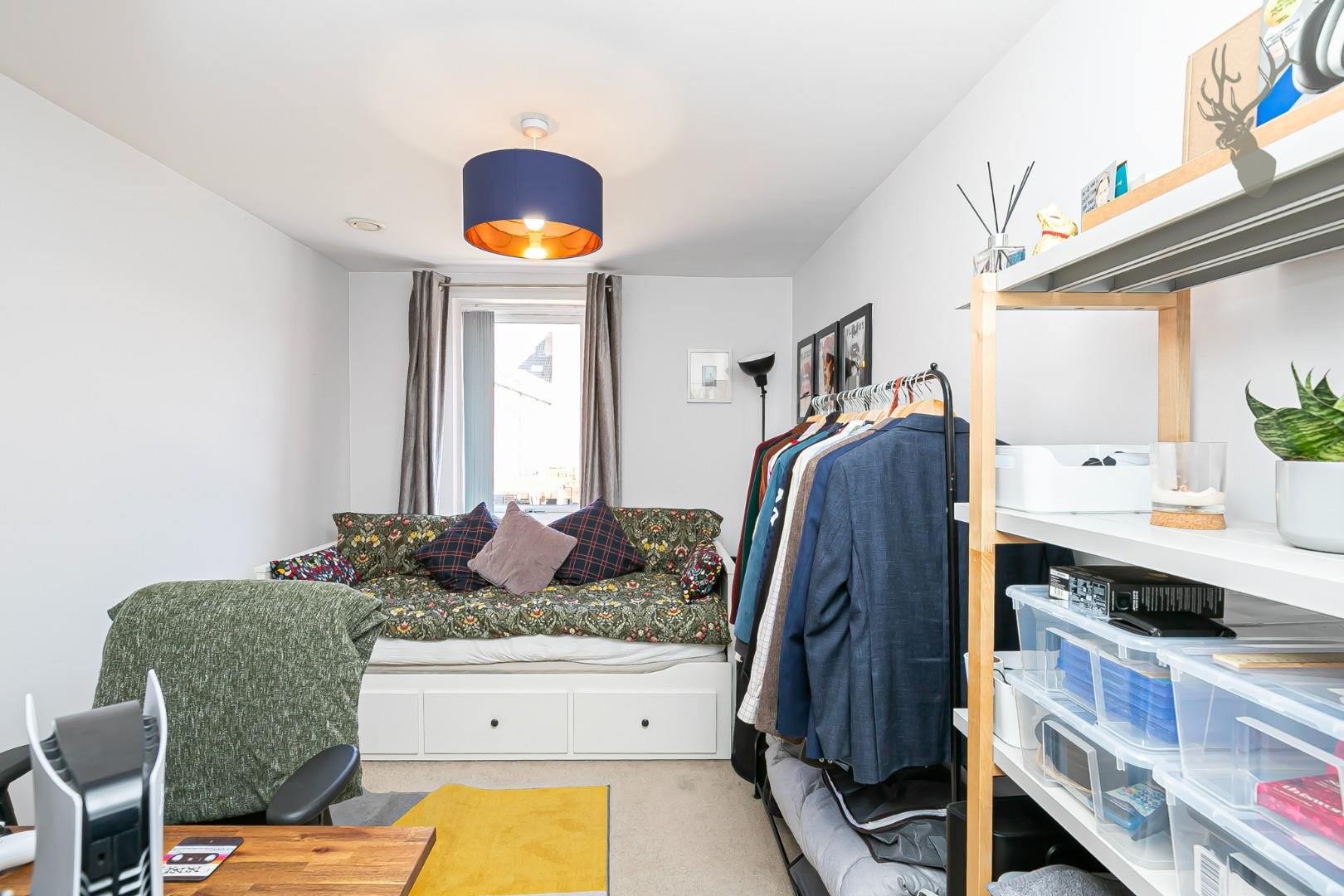 Property For Sale Marine Crescent, Ilford, IG6 2 Bedroom Apartment