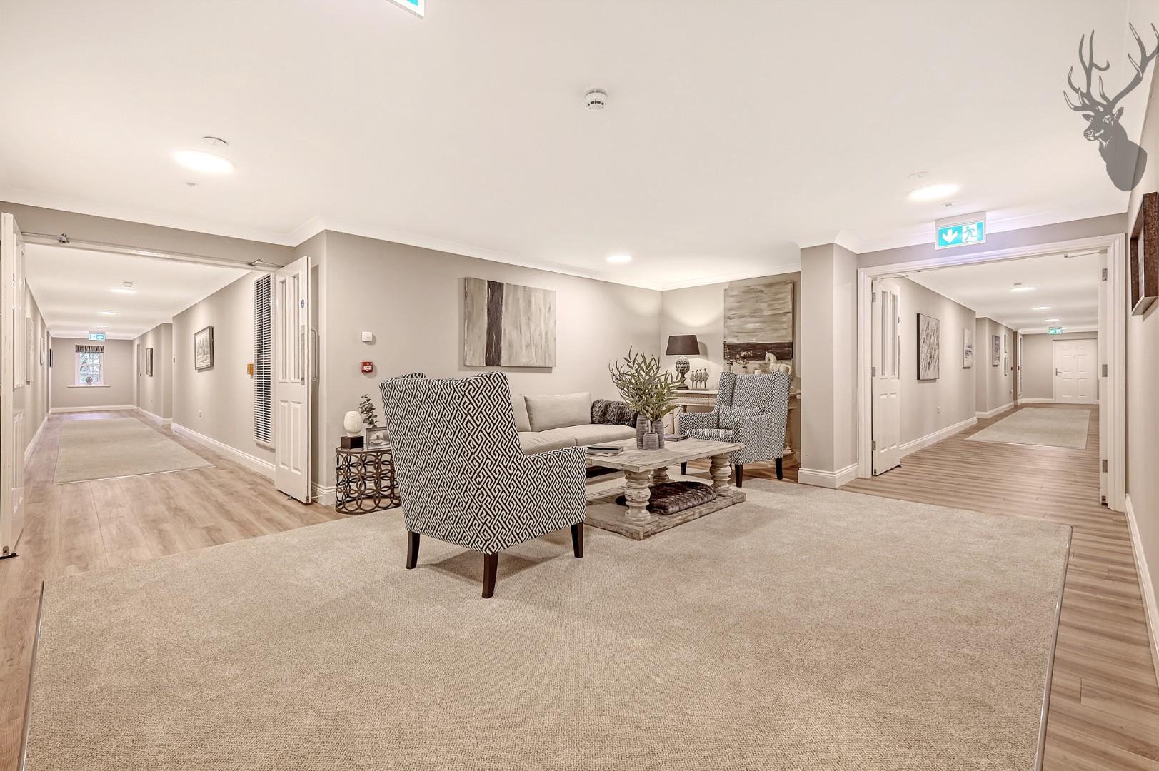 Property For Sale Lambourne Road, Chigwell, IG7 2 Bedroom Apartment