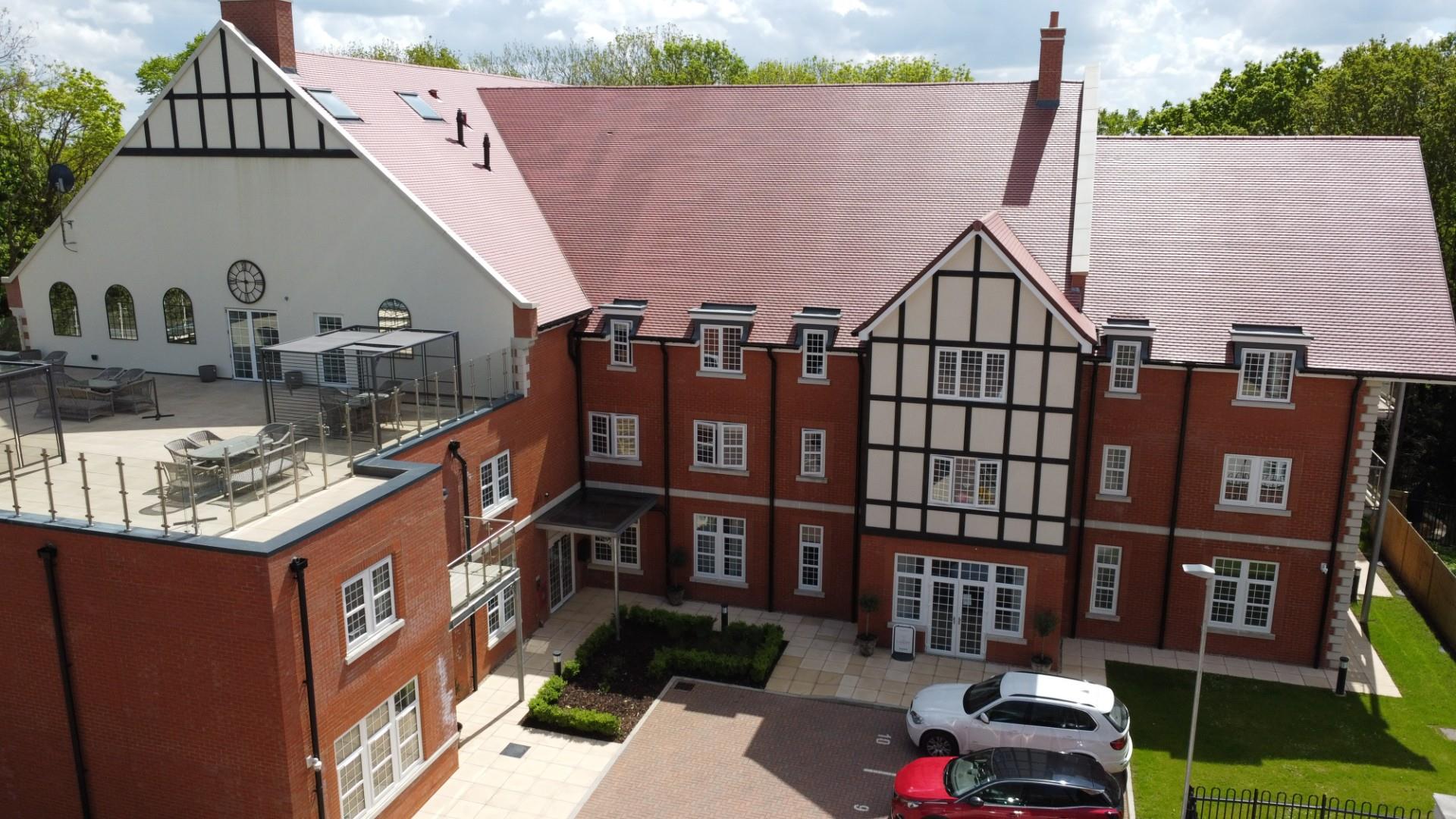 Property For Sale Lambourne Road, Chigwell, IG7 2 Bedroom Apartment