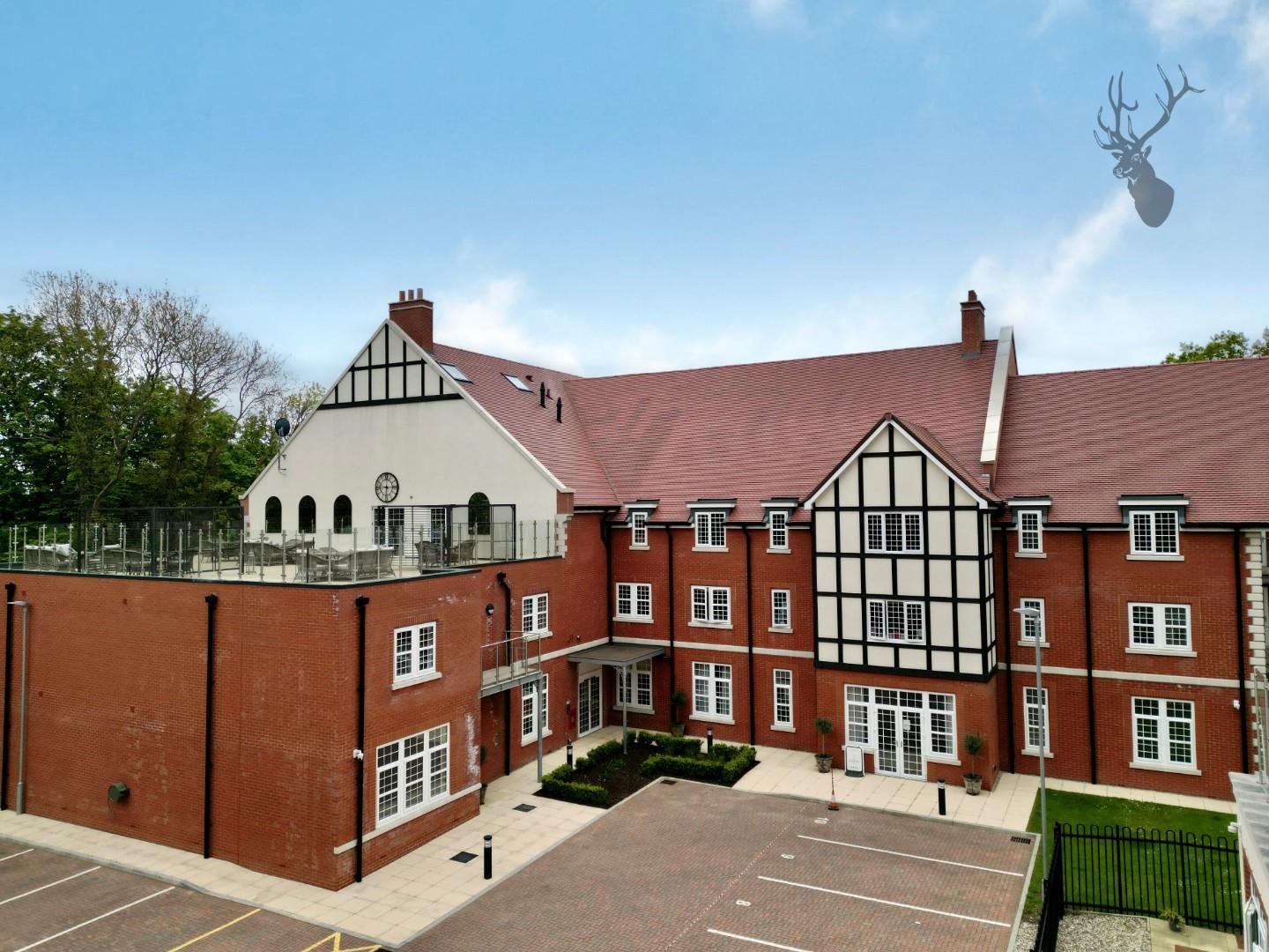 Property For Sale Lambourne Road, Chigwell, IG7 2 Bedroom Apartment