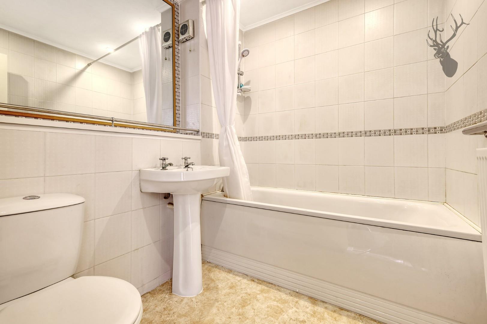 Property For Sale Hadley Grange, Harlow, CM17 2 Bedroom House through