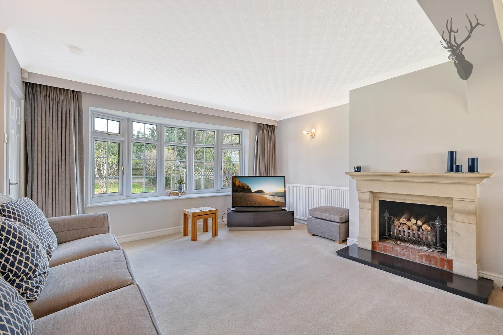 Property For Sale London Road, Abridge, RM4 4 Bedroom House Semi