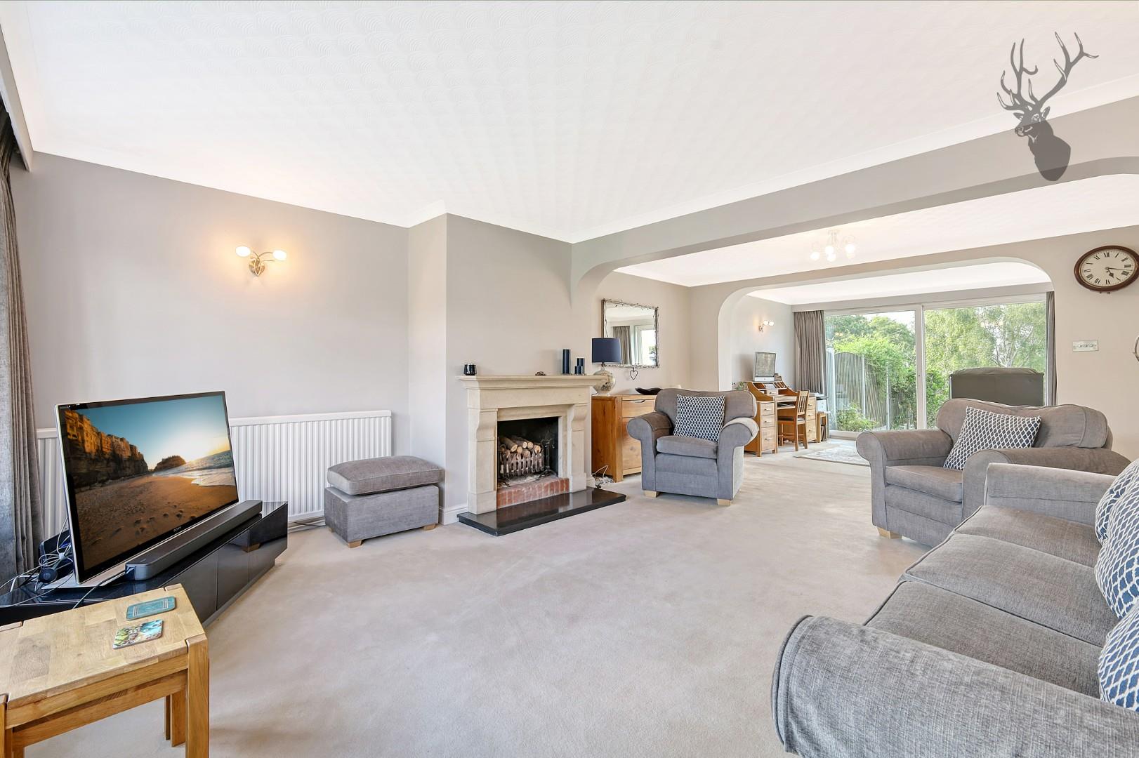 Property For Sale London Road, Abridge, RM4 4 Bedroom House Semi