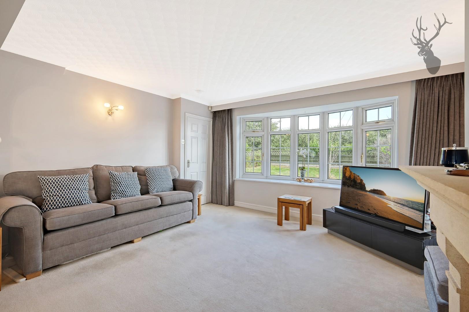 Property For Sale London Road, Abridge, RM4 4 Bedroom House Semi