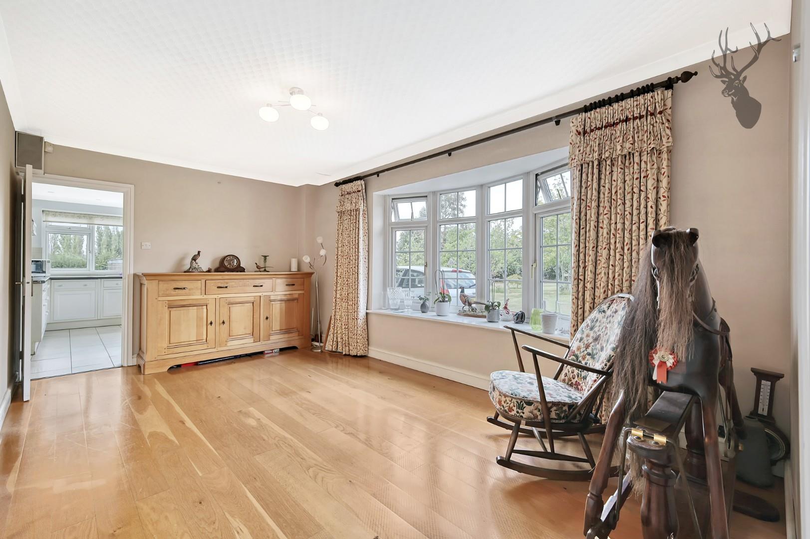 Property For Sale London Road, Abridge, RM4 4 Bedroom House Semi