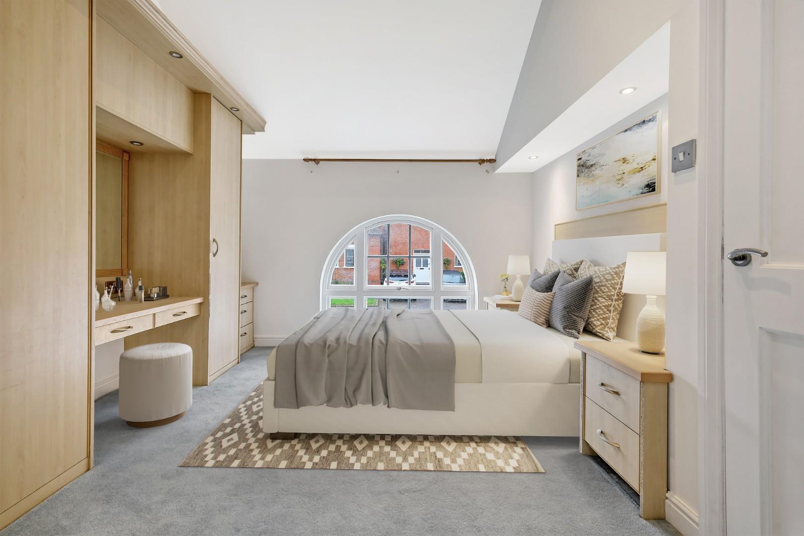 Property For Sale Hill Hall, Theydon Mount, CM16 3 Bedroom House