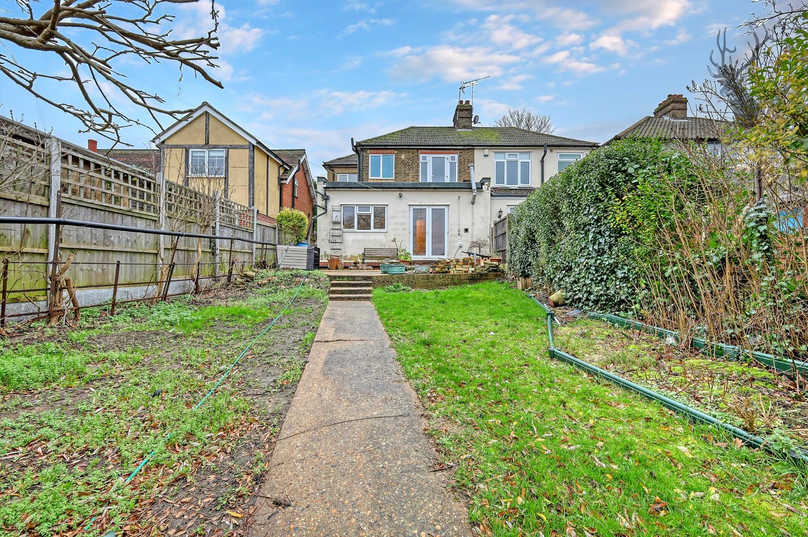 Similar Property: House in Havering-Atte-Bower