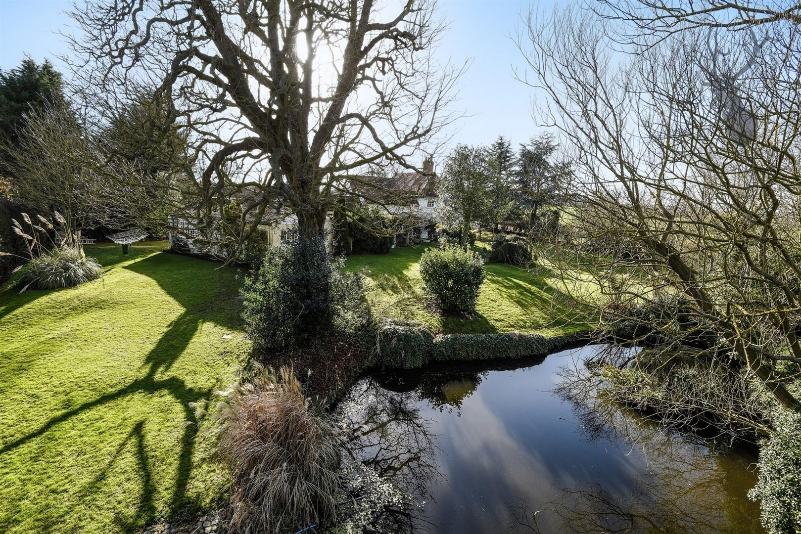 Property For Sale Masons Bridge Road, Fiddlers Hamlet, CM16 5 Bedroom