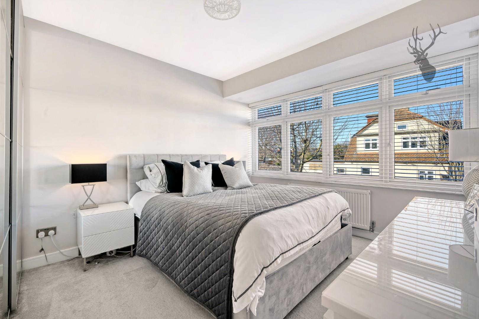 Property For Sale Norfolk Road, Upminster, RM14 3 Bedroom House End