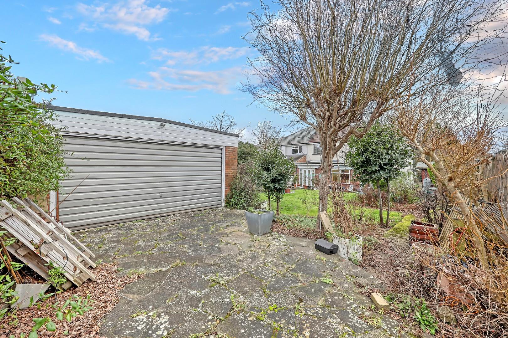 Property For Sale Purlieu Way, Theydon Bois, CM16 4 Bedroom House