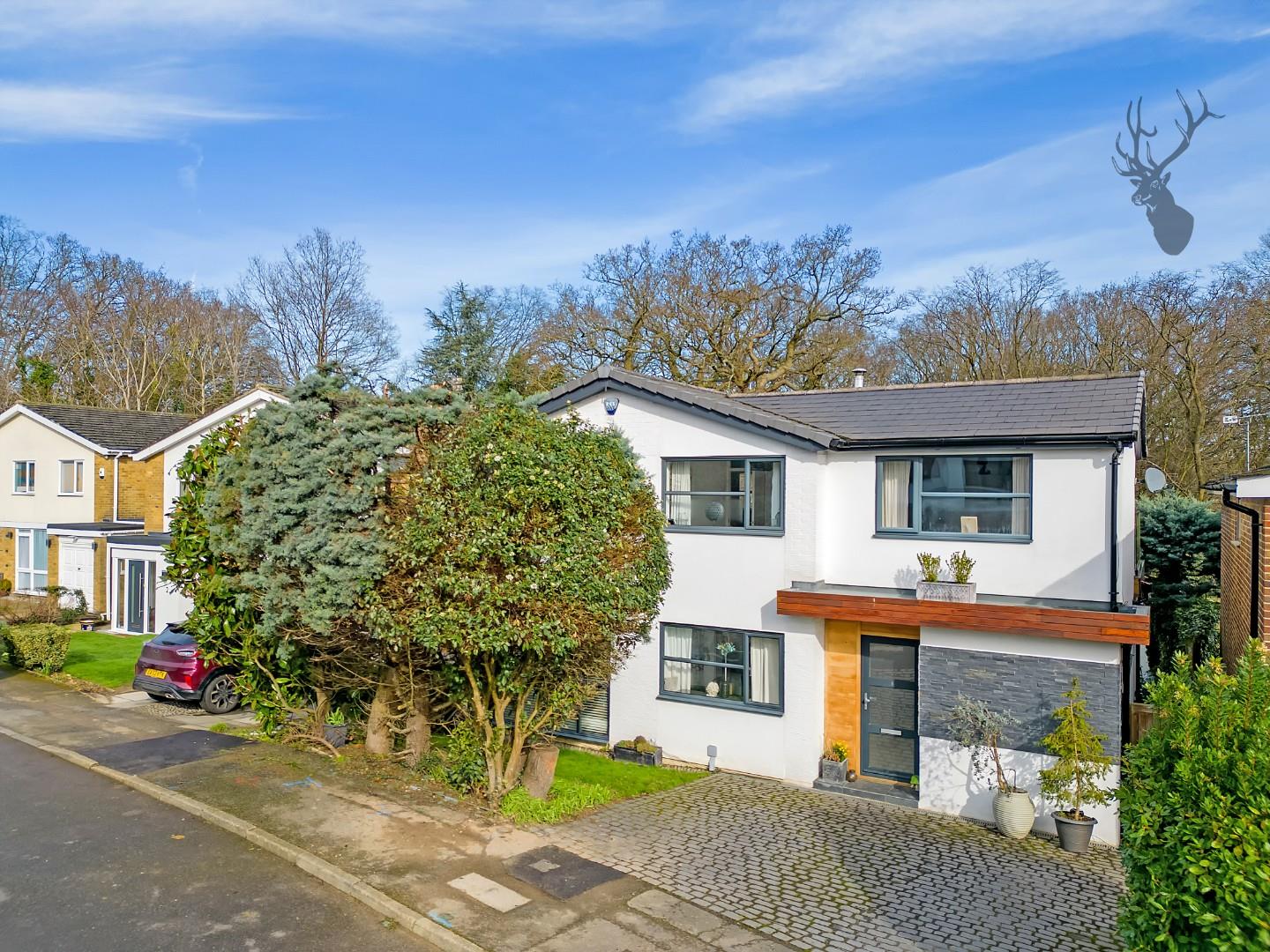 Property For Sale Ashfields, Loughton, IG10 5 Bedroom House