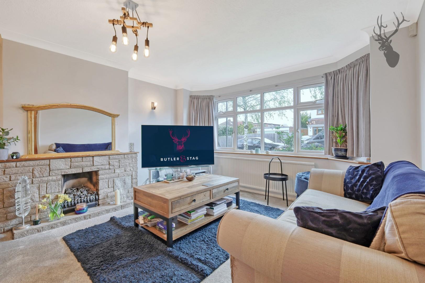 Property For Sale Purlieu Way, Theydon Bois, CM16 5 Bedroom House