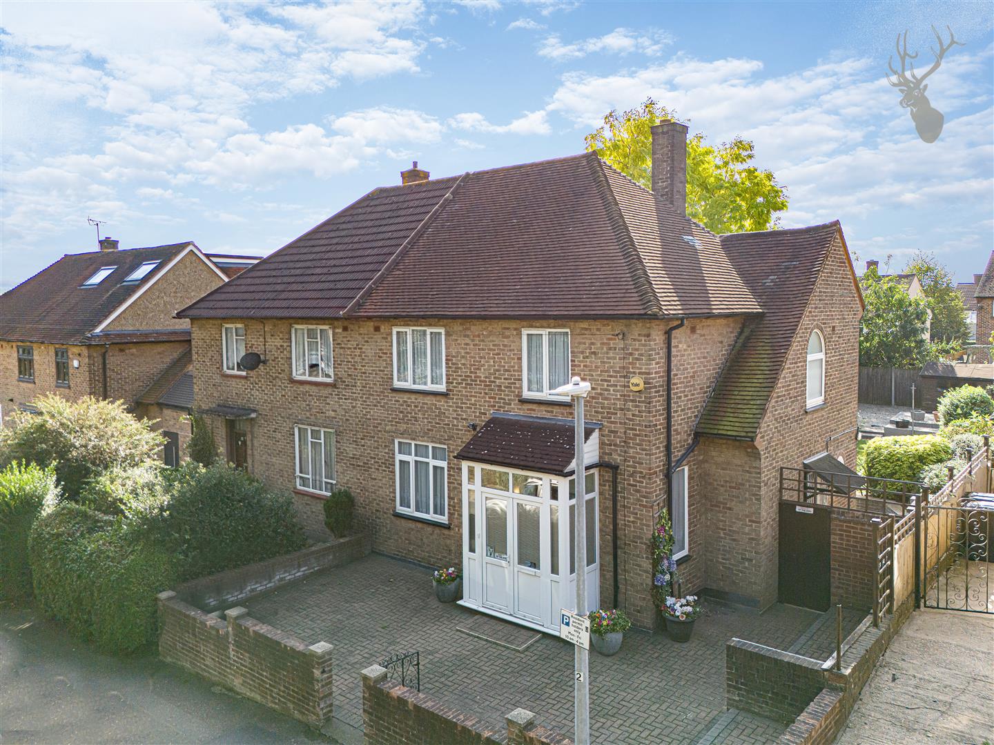 Chigwell Lane Loughton IG10