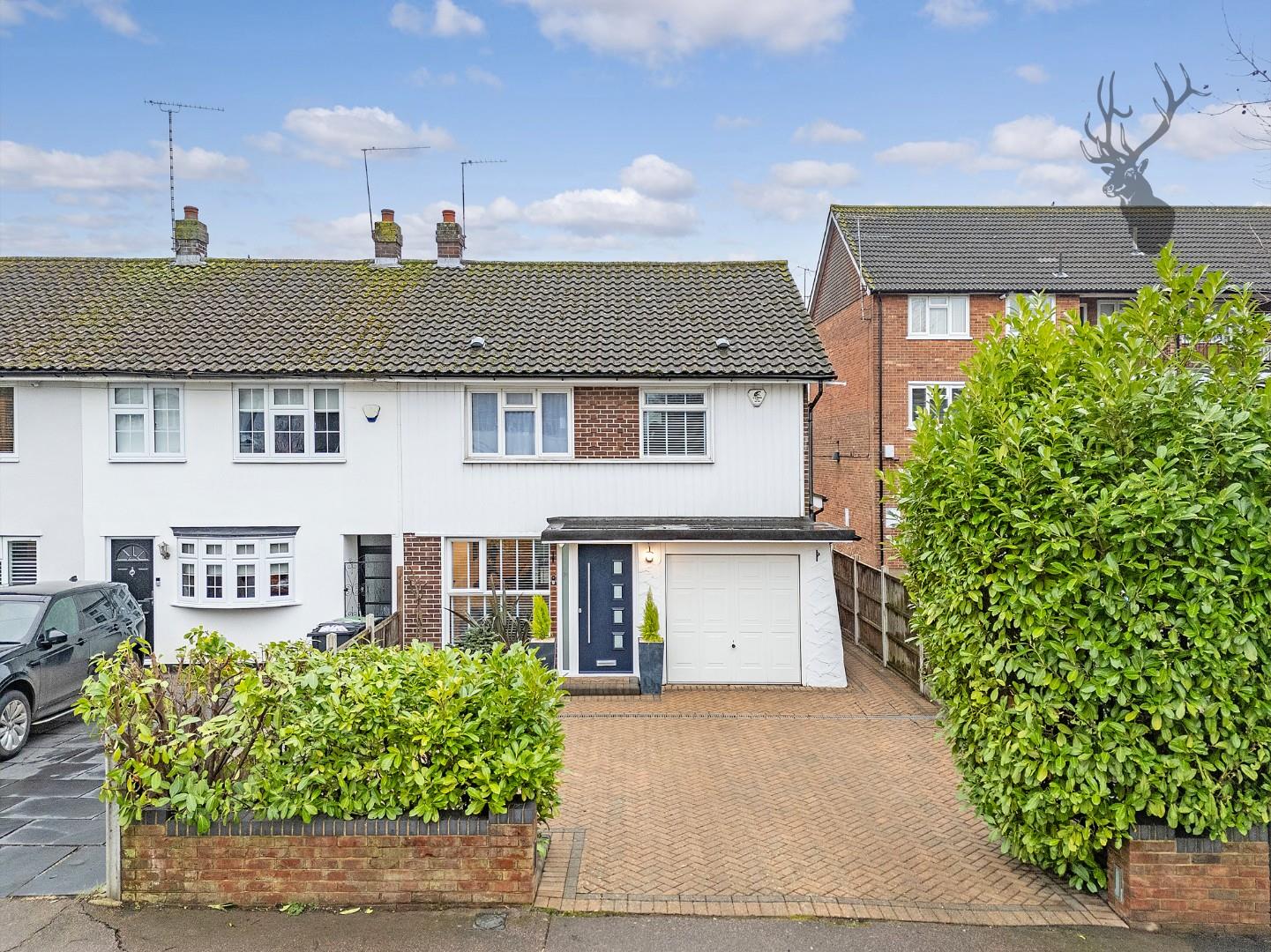 Forest Drive Theydon Bois Epping CM16
