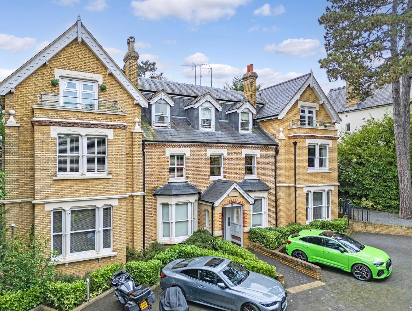 Property photo: Theydon Bois, Epping, CM16