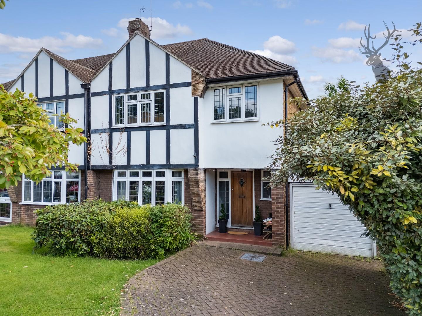 Woodland Way Theydon Bois Epping CM16