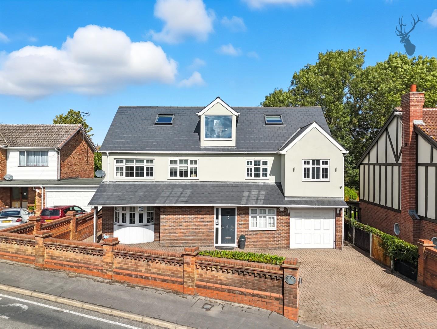 Oak Hill Road Stapleford Abbotts Romford RM4