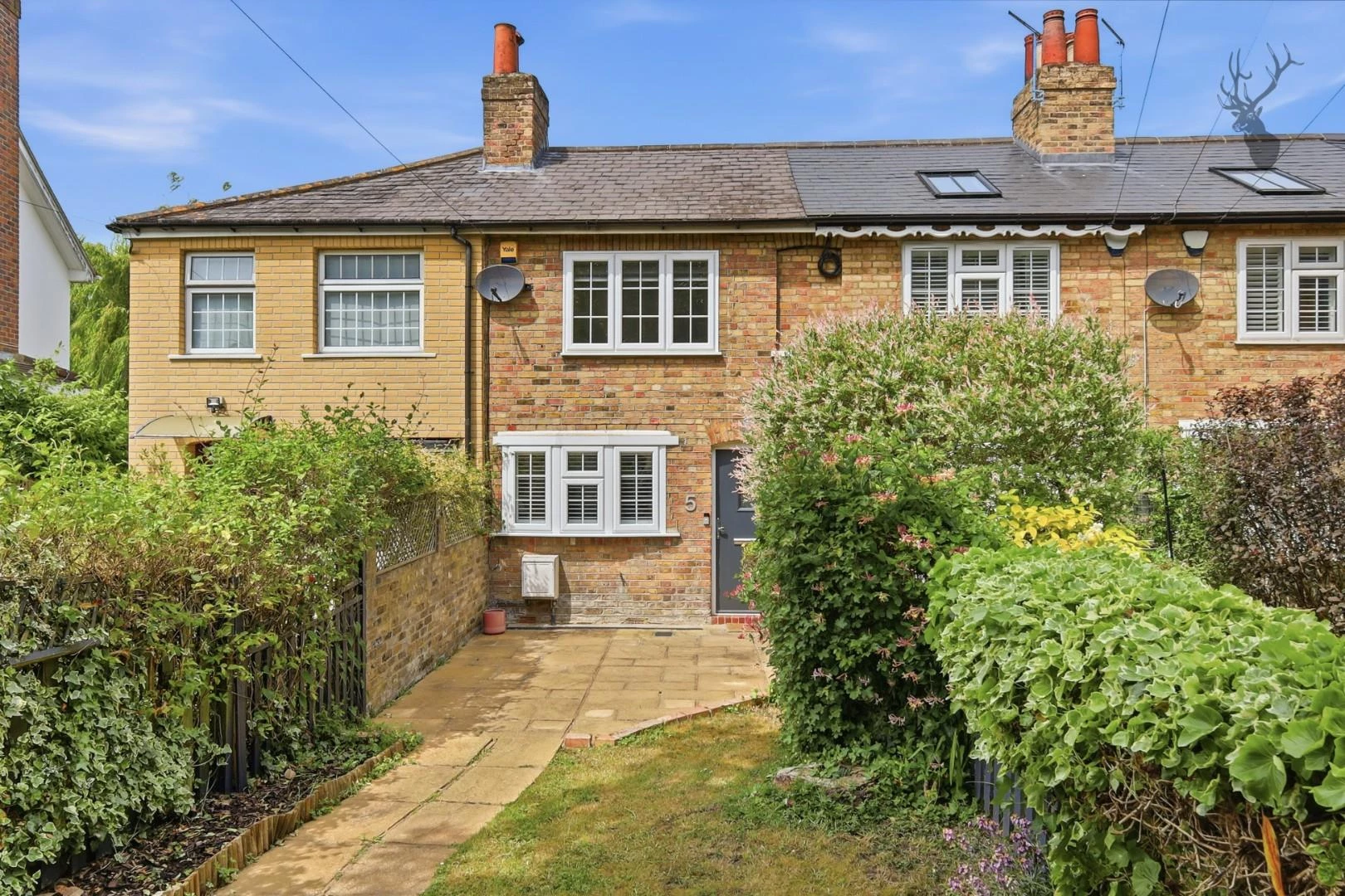 Property photo: Lambourne End, Romford, RM4