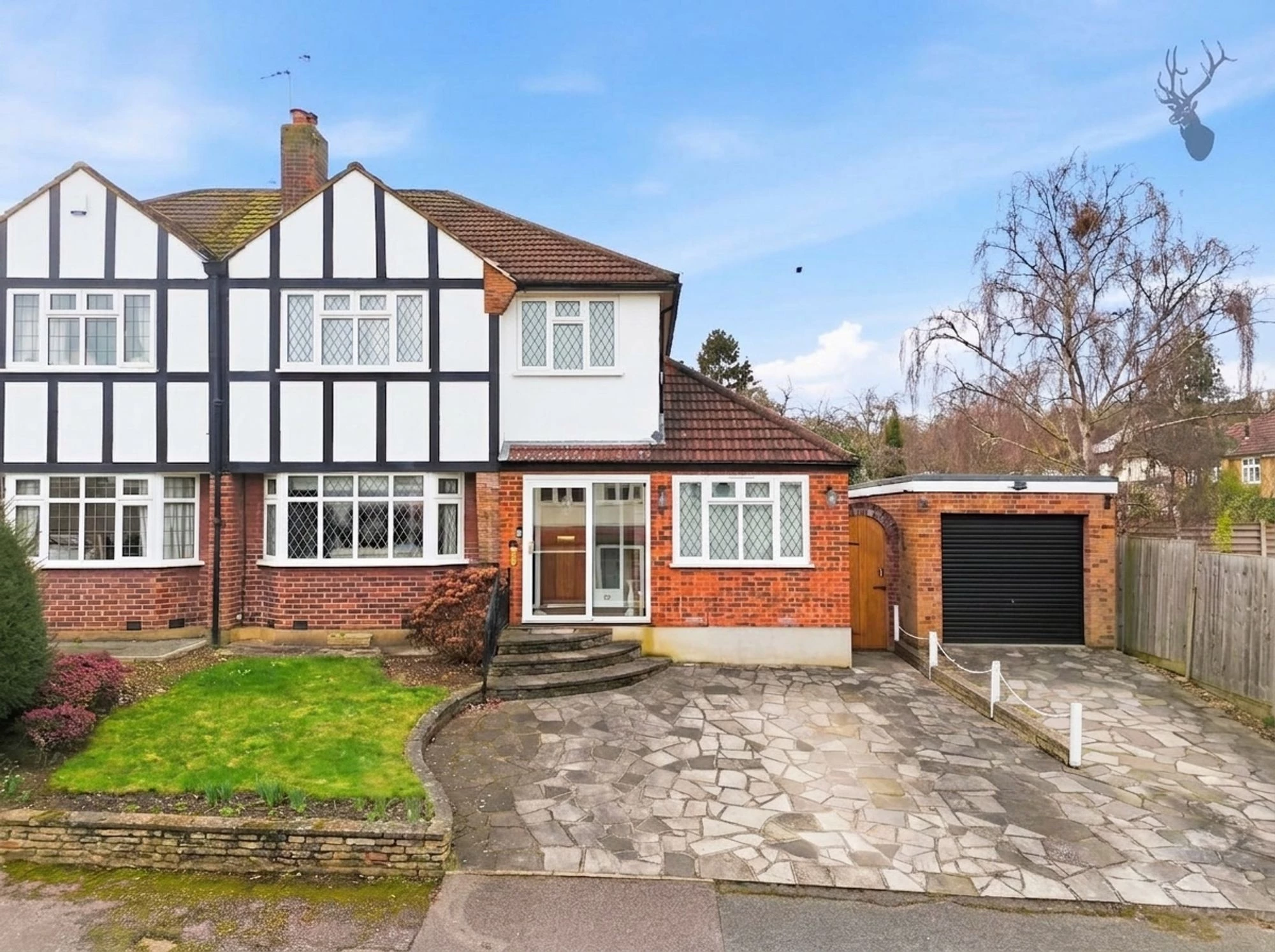 Property photo: Purlieu Way, Theydon Bois, CM16