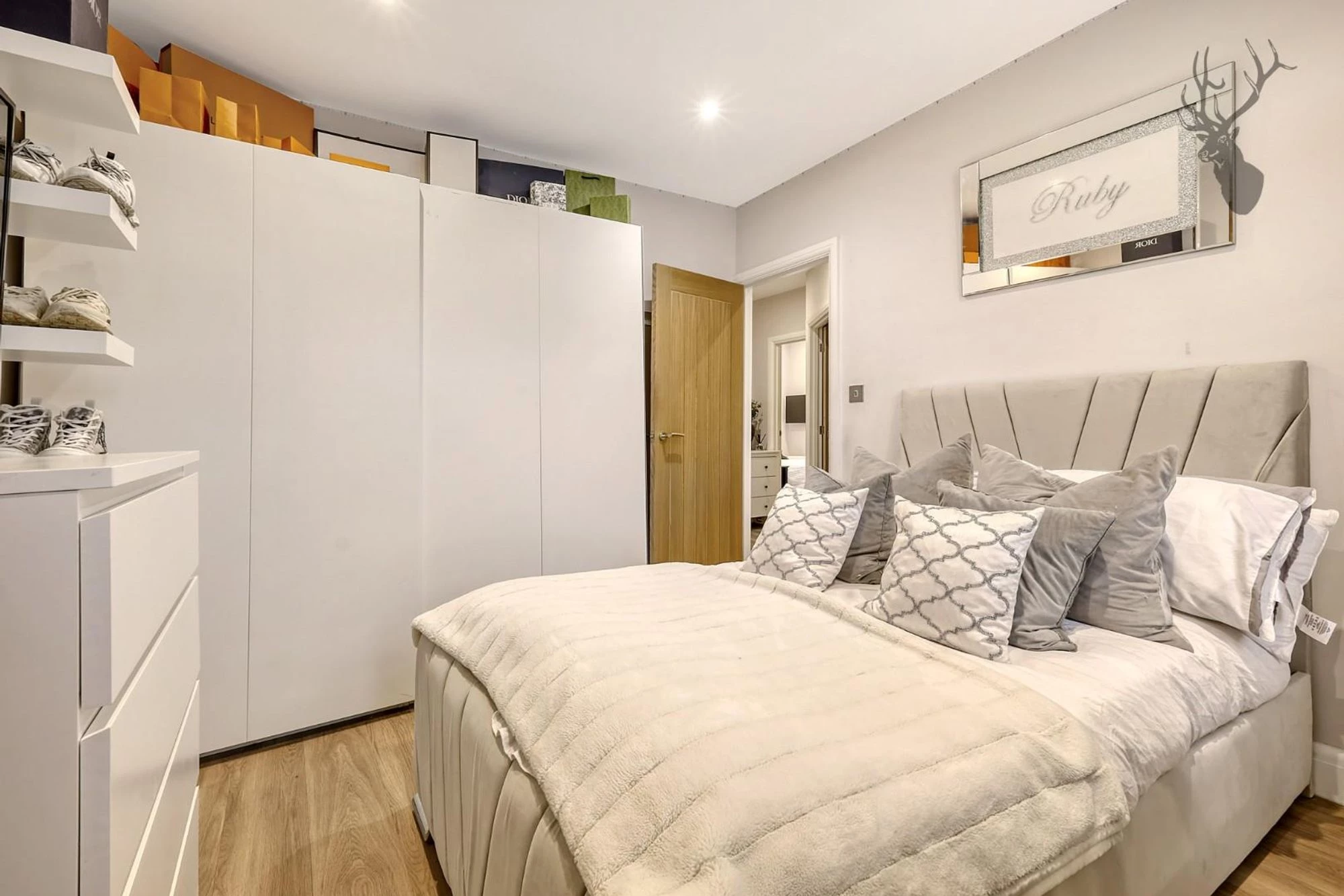 Photo 13