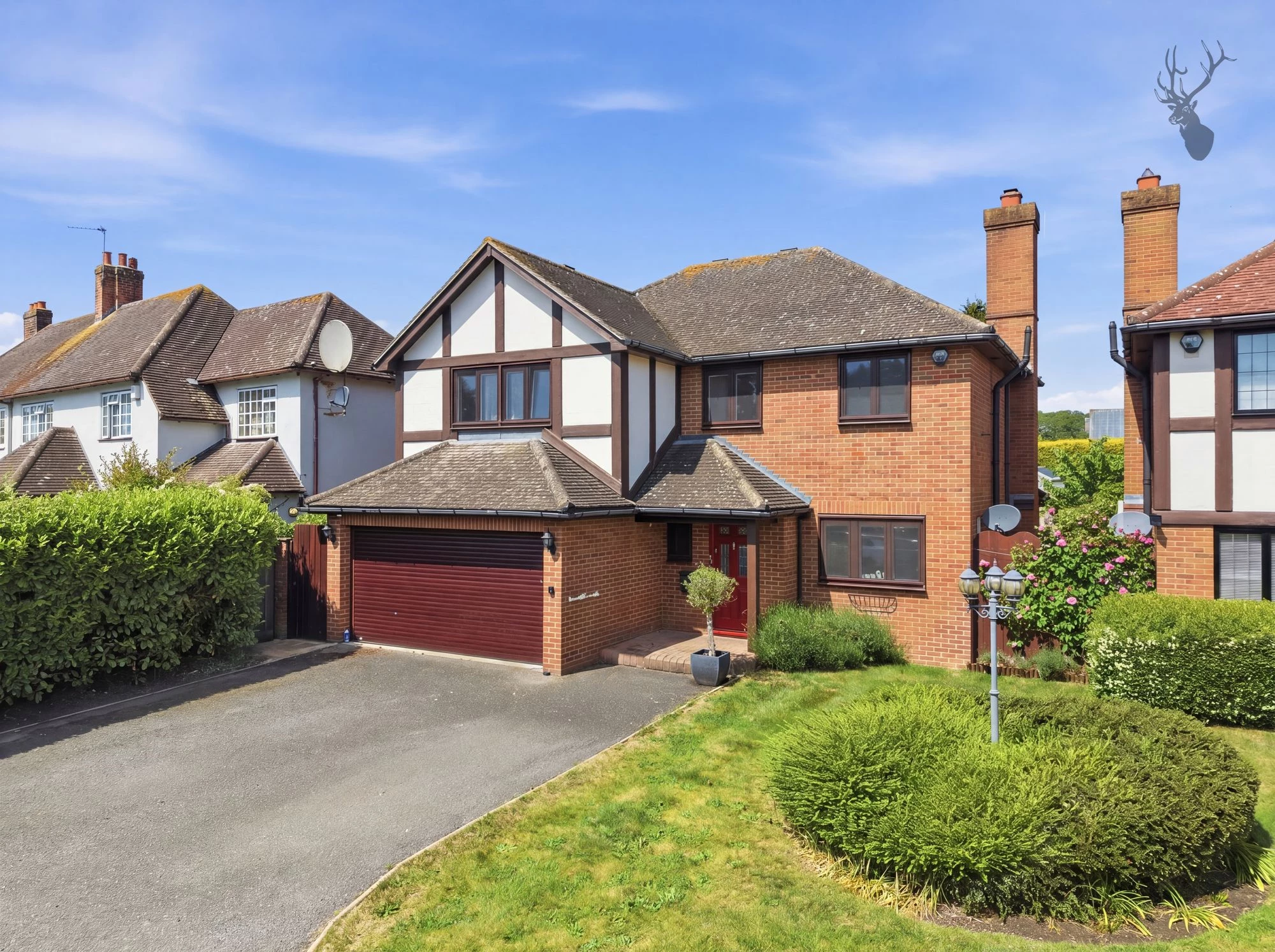 Property photo: Loughton Lane, Epping, CM16