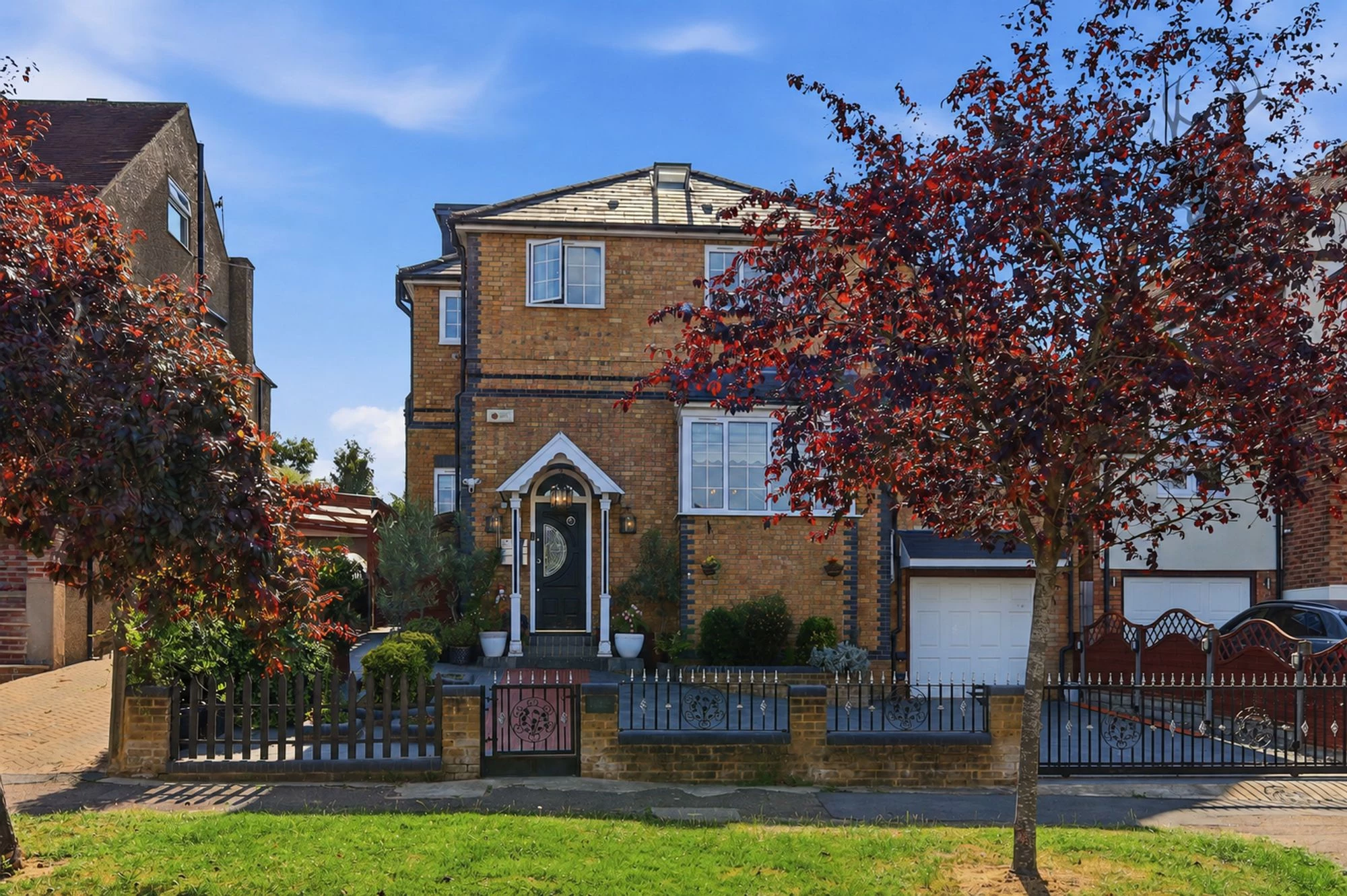 Property photo: Dukes Avenue, Theydon Bois, CM16