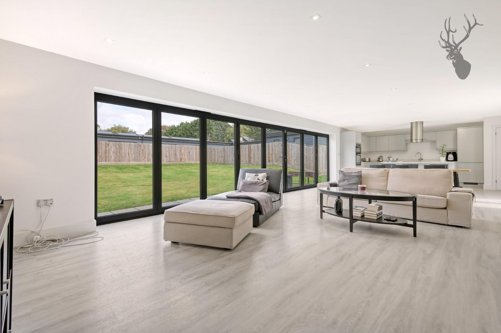 Property For Sale Tawney Lane, Stapleford Tawney, RM4 3 Bedroom