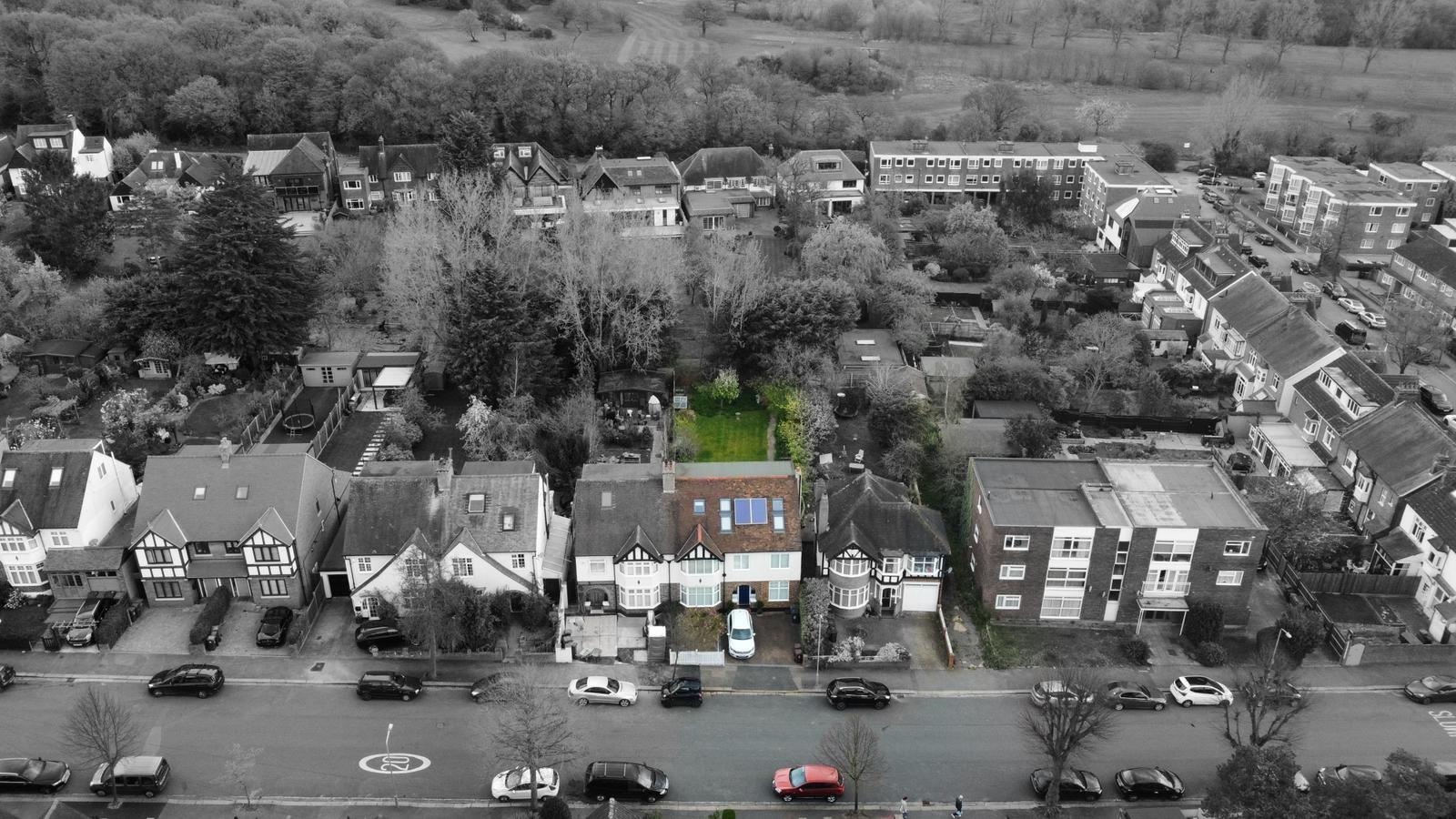 Property For Sale Connaught Avenue, Chingford, E4 6 Bedroom House