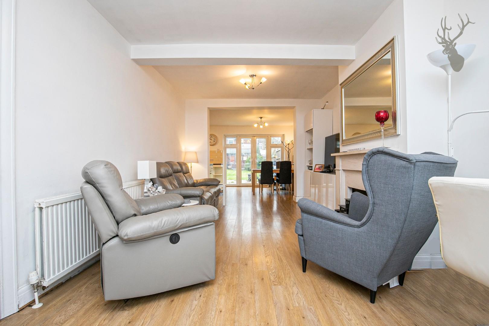 Property For Sale Sewardstone Road, Chingford, E4 4 Bedroom House