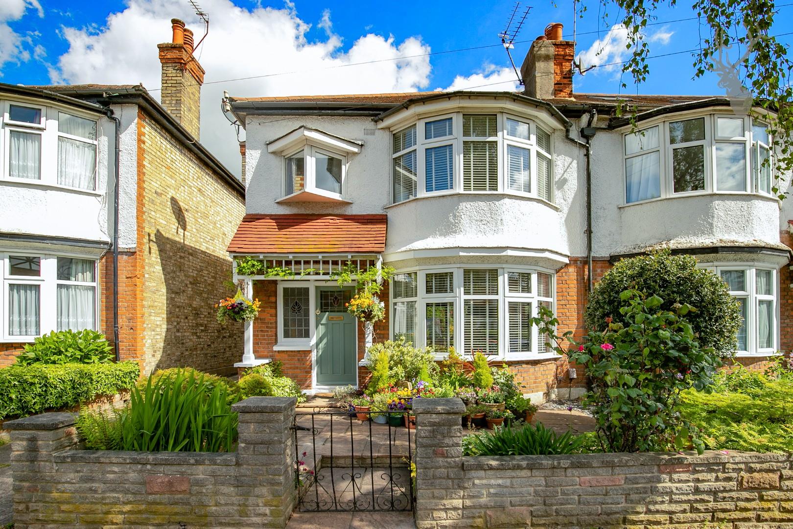 Similar Property: House - End Terrace in Chingford