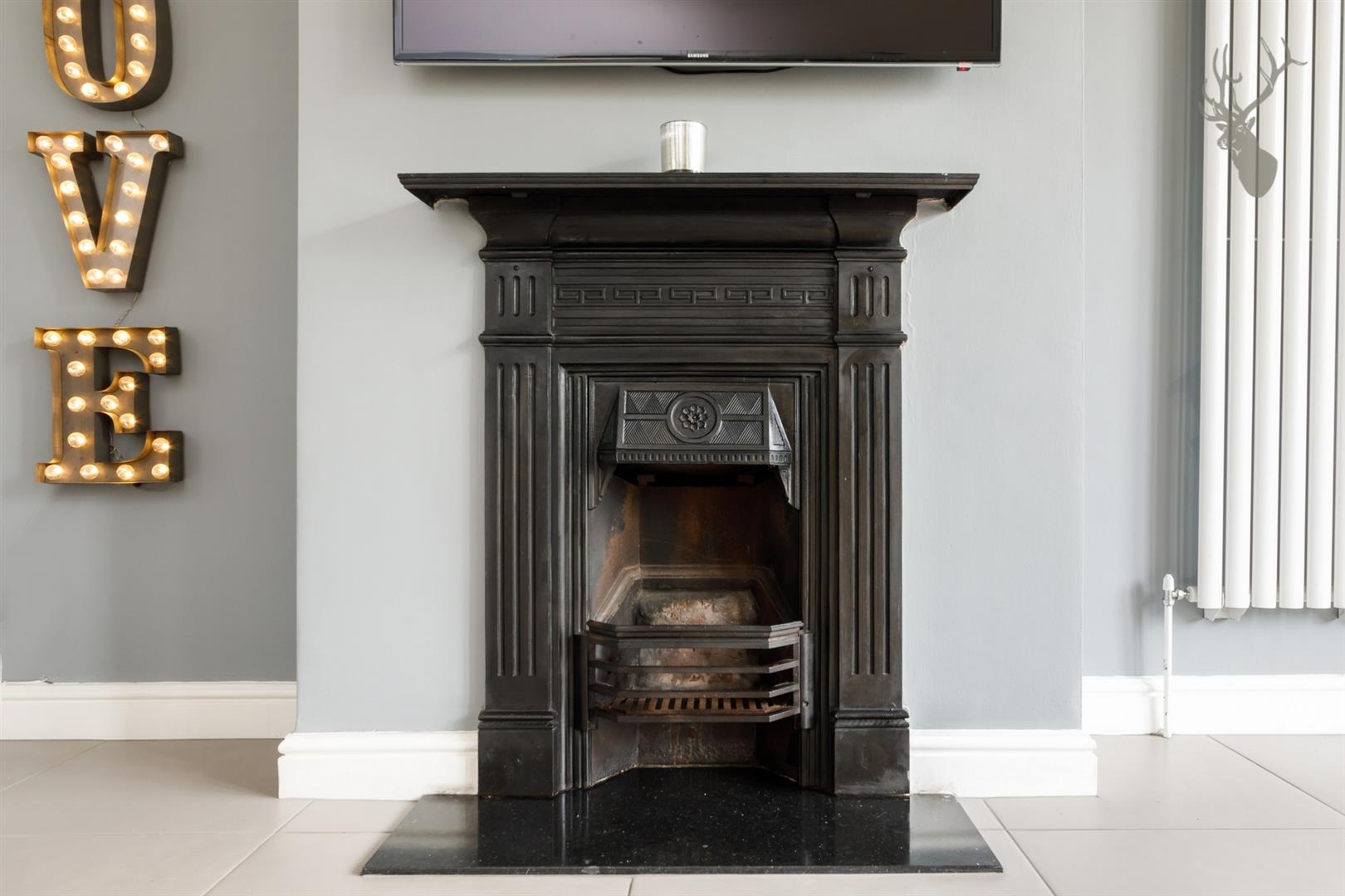 Property For Sale Endlebury Road, Chingford, E4 4 Bedroom House End Terrace through Butler