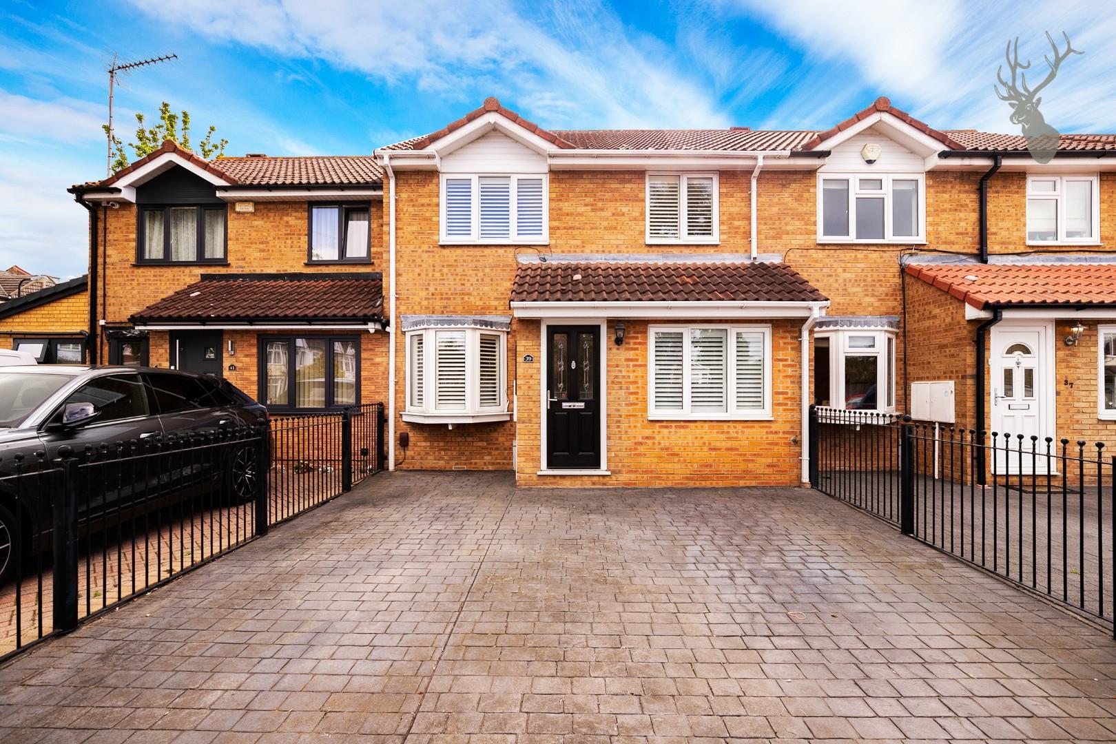Similar Property: House in Chingford
