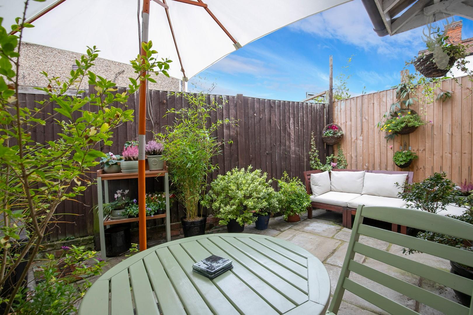 Property For Sale Springfield Road, Chingford, E4 3 Bedroom House