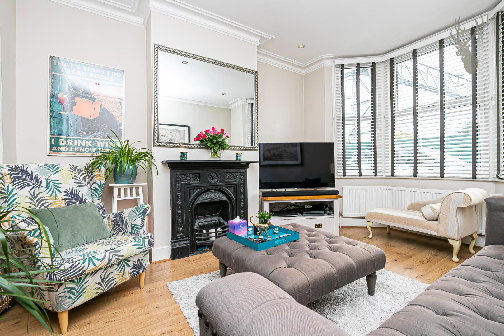 Property For Sale Springfield Road, Chingford, E4 3 Bedroom House