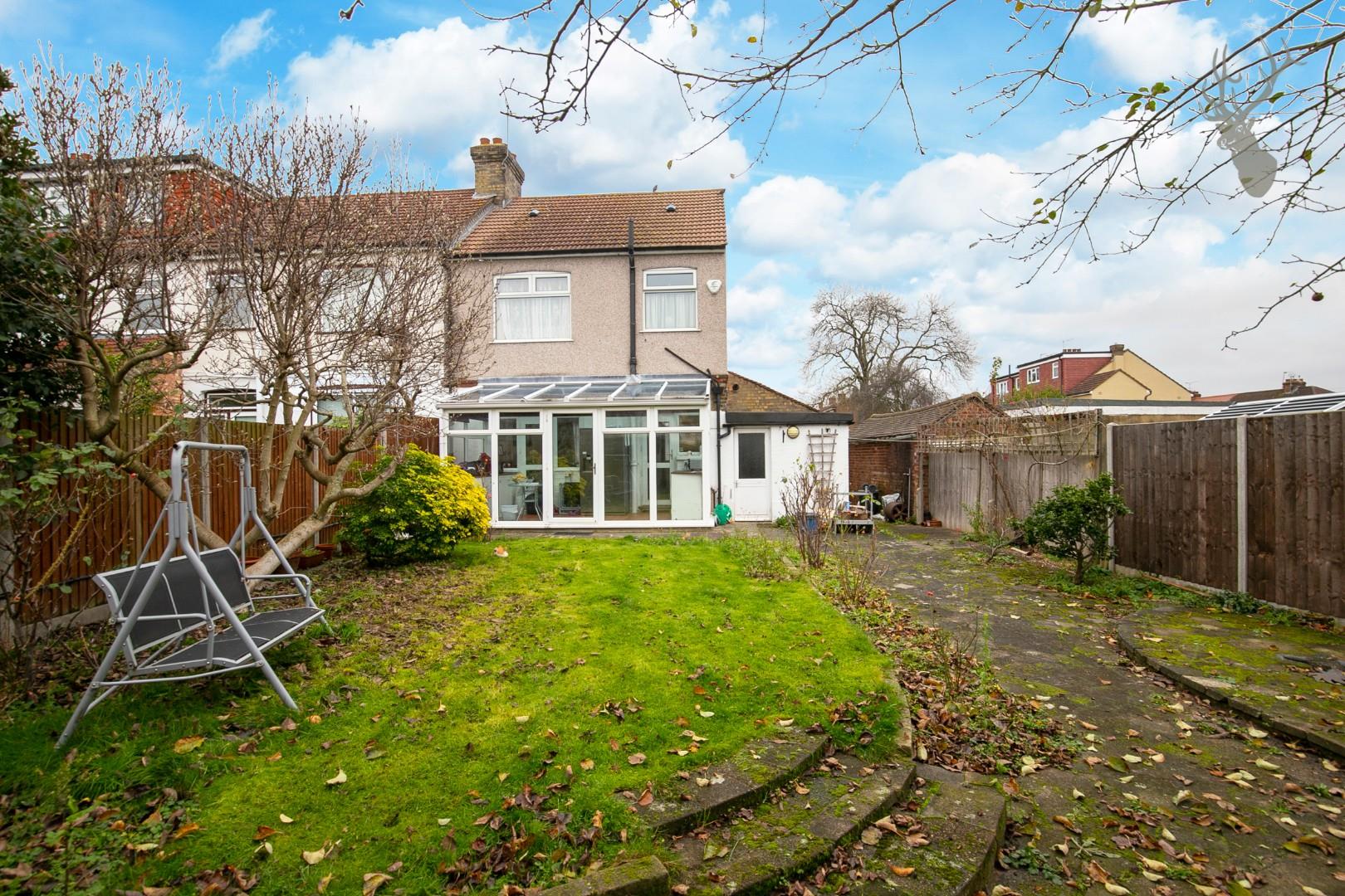 Property For Sale Greenstead Gardens, Woodford Green, IG8 3 Bedroom